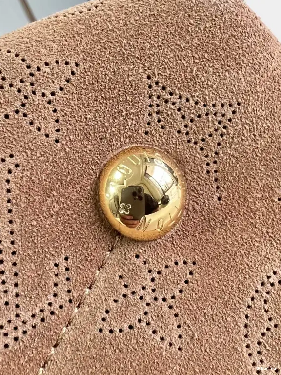 BELLA LOUIS VUITTON 0427